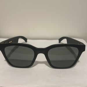 Bose “Frames Alto” black M/L Audio Sunglasses